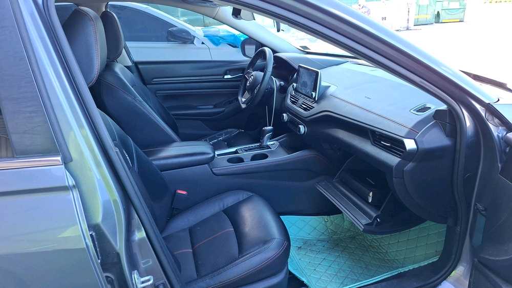 Car Image 2020 NISSAN ALTIMA