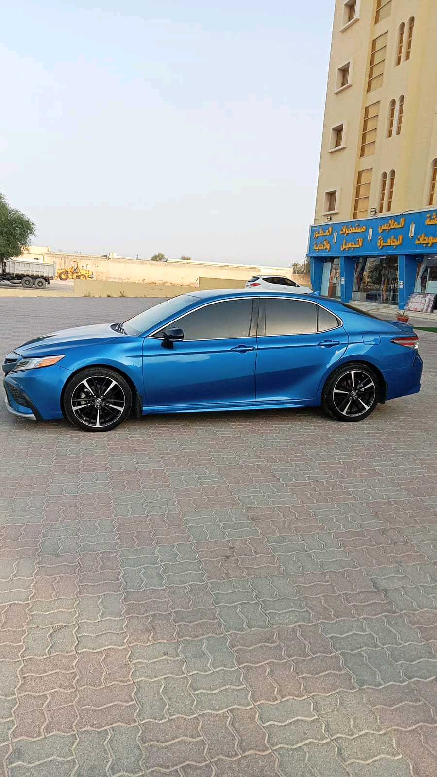 Car Image 2019 TOYOTA CAMRY XSE