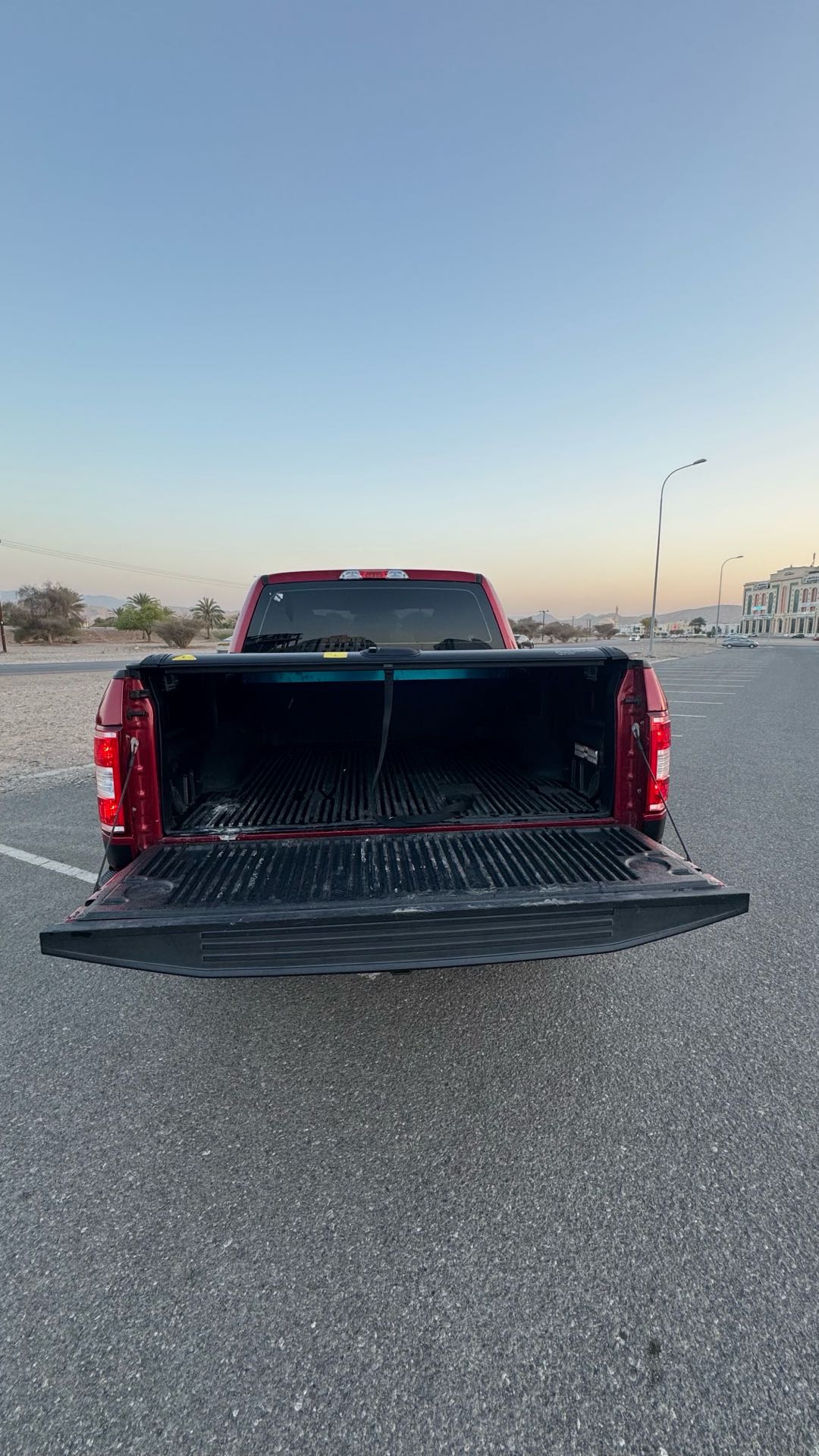 Car Image 2018 FORD F-150 XLT