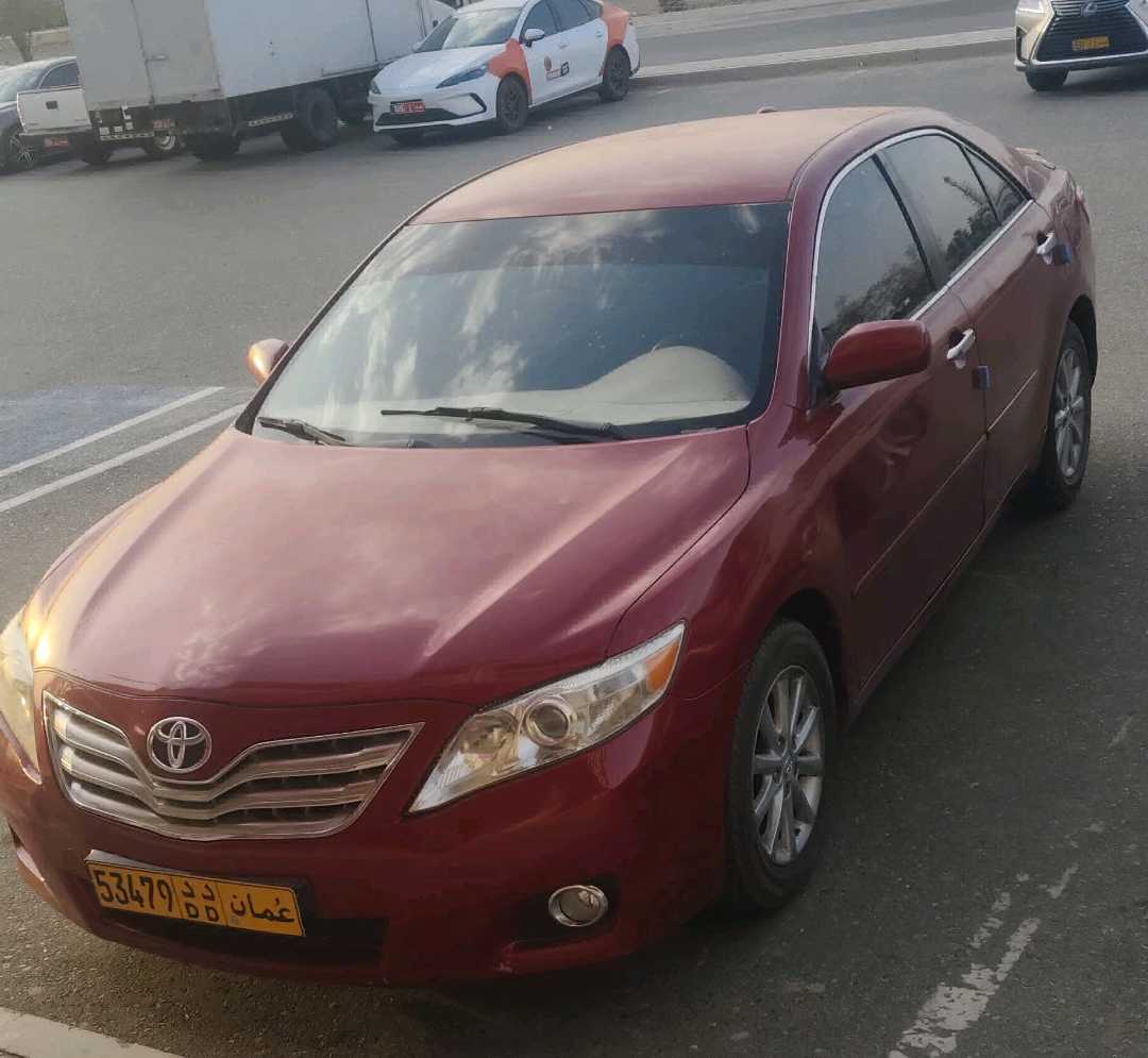 Car Image 2011 TOYOTA CAMRY LE