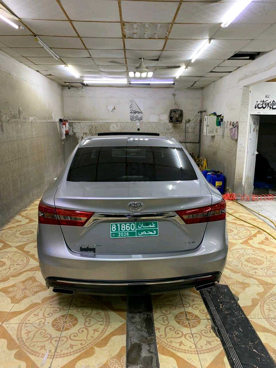Car Image 2018 TOYOTA AVALON XLE
