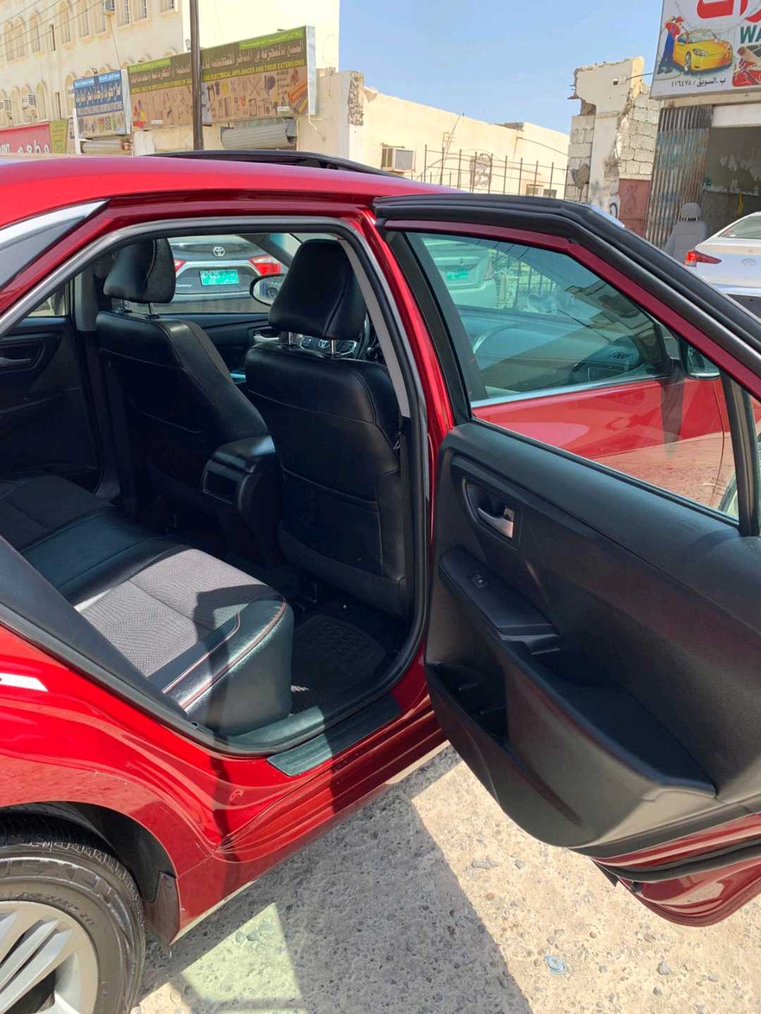 Car Image 2017 TOYOTA CAMRY SE