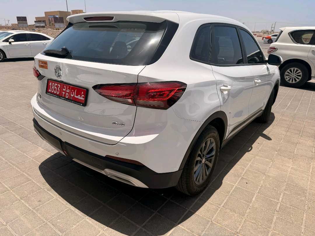 أم جي ZS 2025