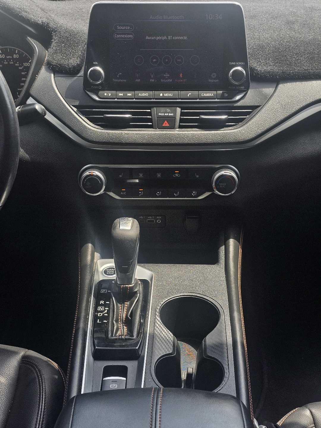 Car Image 2019 NISSAN ALTIMA SR