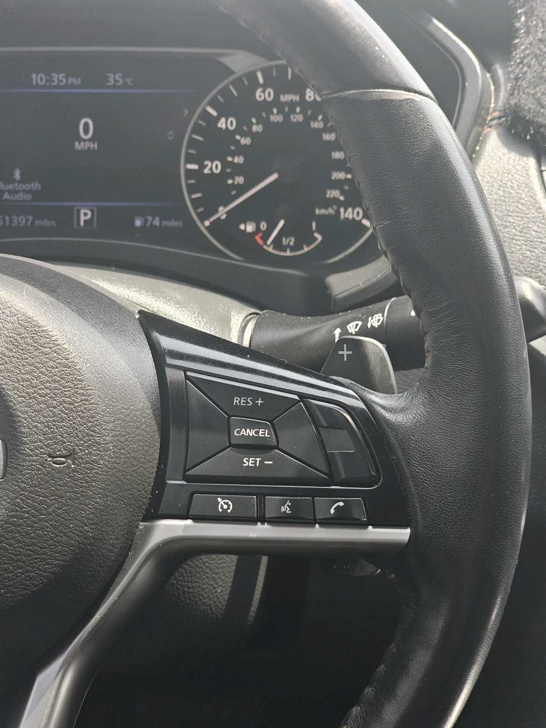 Car Image 2019 NISSAN ALTIMA SR