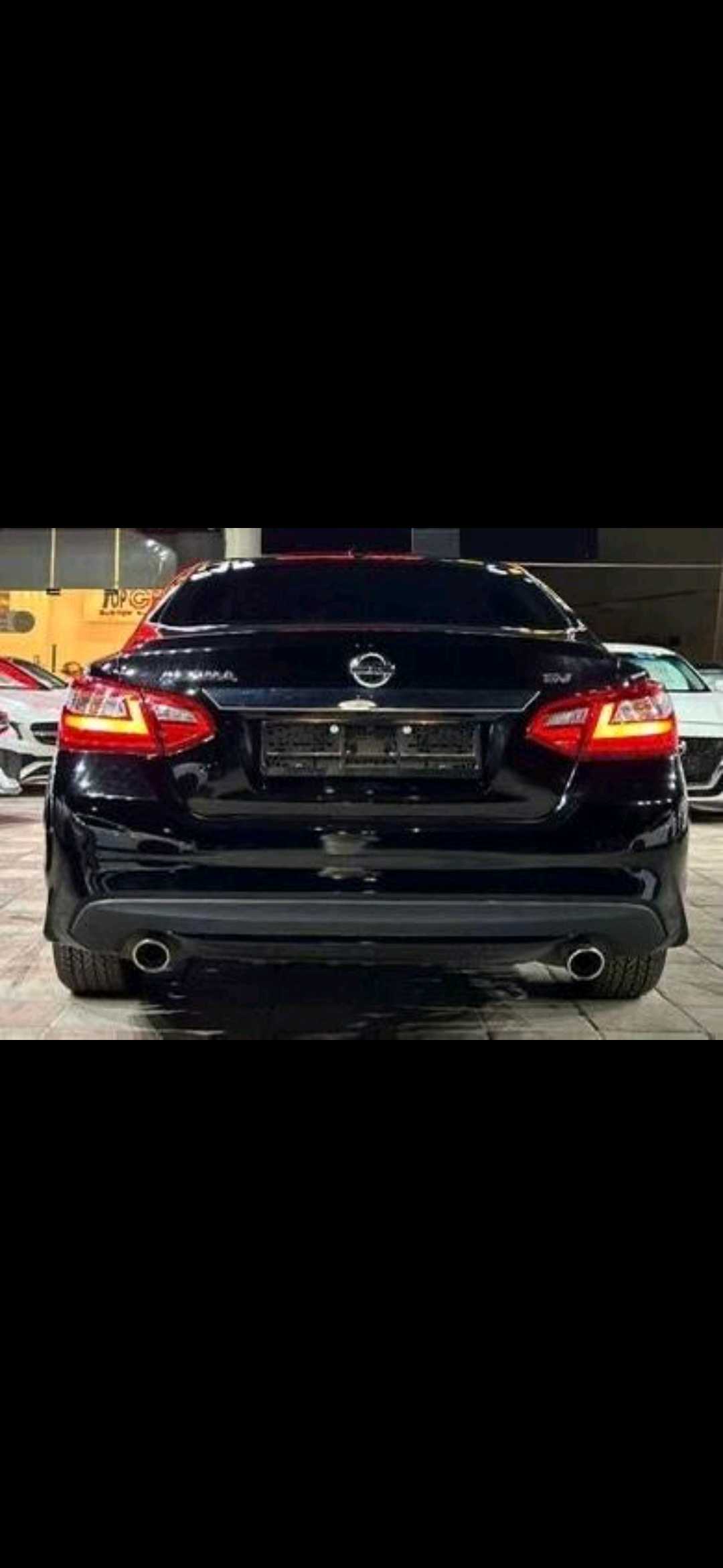 Car Image 2017 NISSAN ALTIMA SV