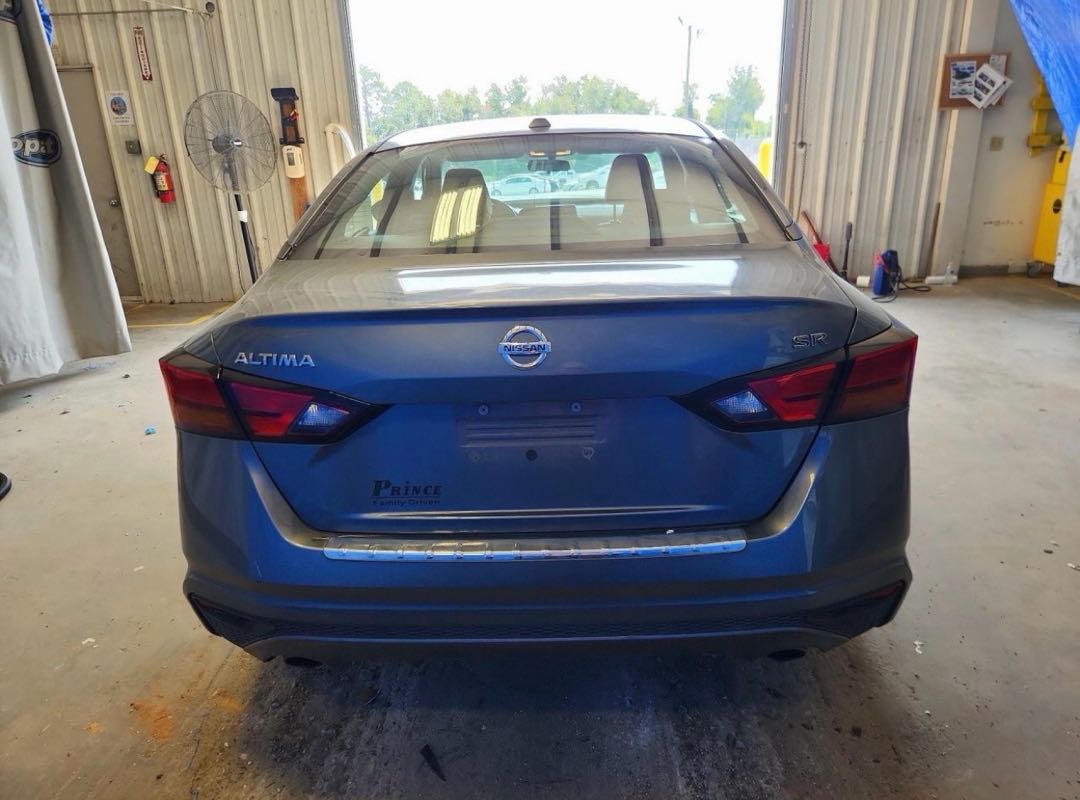 Car Image 2019 NISSAN ALTIMA