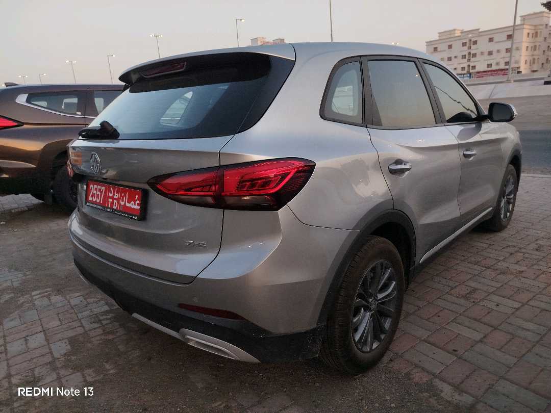 MG ZS 2025