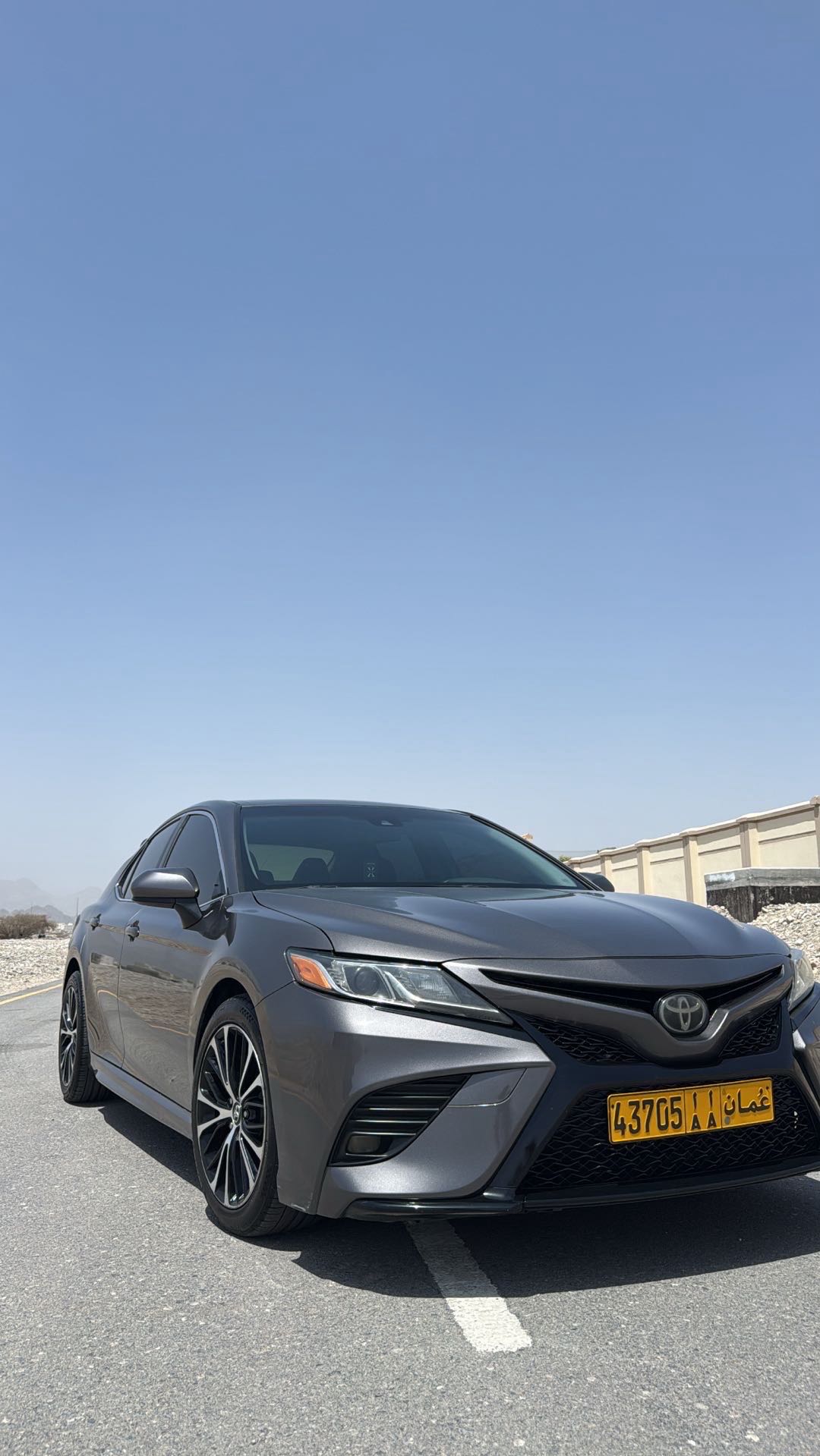 Car Image 2018 TOYOTA CAMRY SE