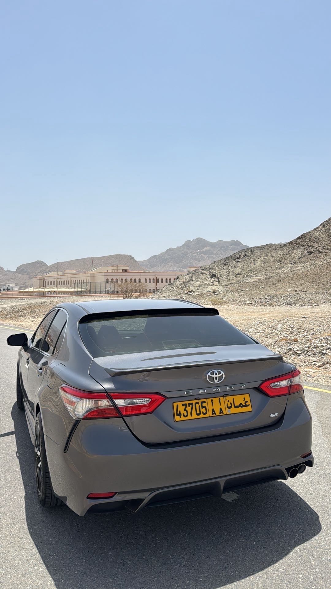 Car Image 2018 TOYOTA CAMRY SE