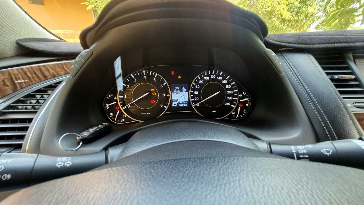 Car Image 2016 NISSAN PATROL Platinum