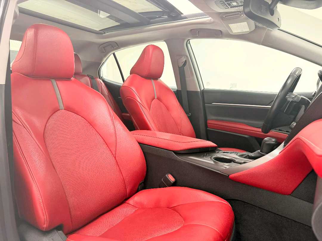 Car Image 2022 TOYOTA CAMRY XSE