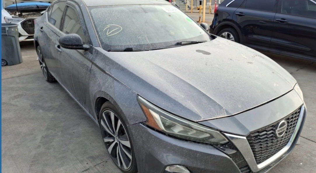 Car Image 2019 NISSAN ALTIMA