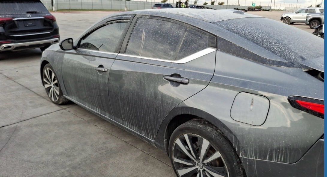 Car Image 2019 NISSAN ALTIMA