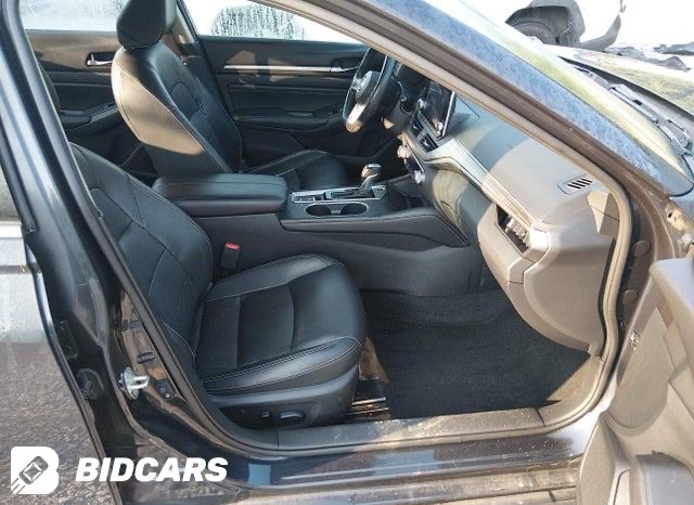 Car Image 2019 NISSAN ALTIMA