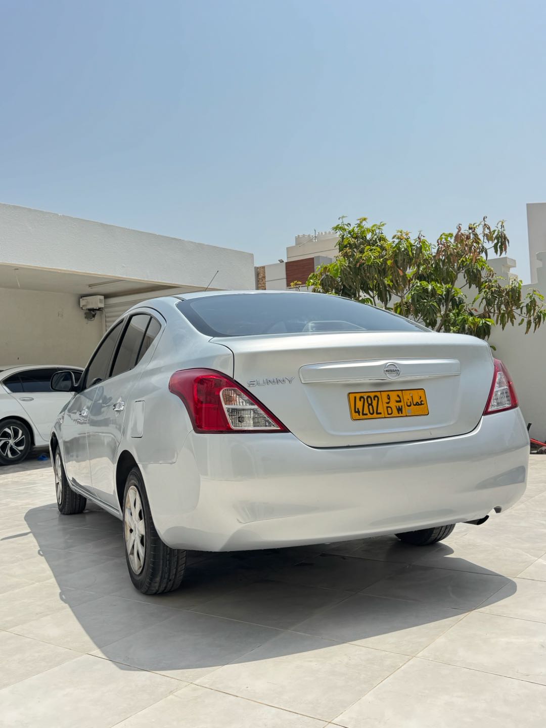 Car Image 2014 NISSAN SUNNY 