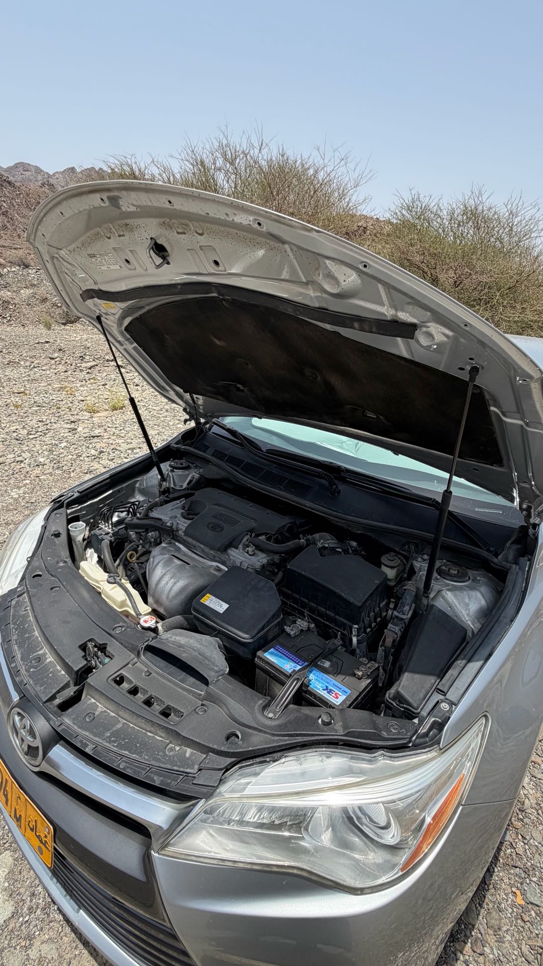 Car Image 2015 TOYOTA CAMRY SE