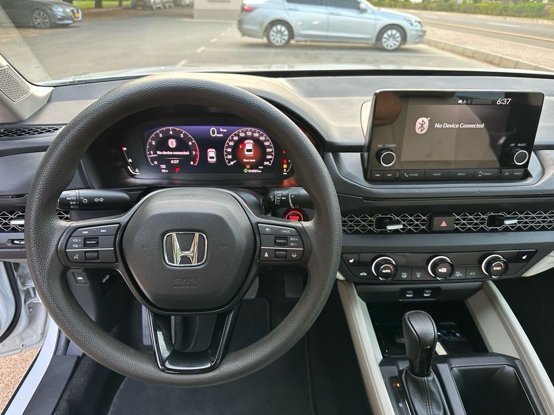 Car Image 2024 HONDA ACCORD EX