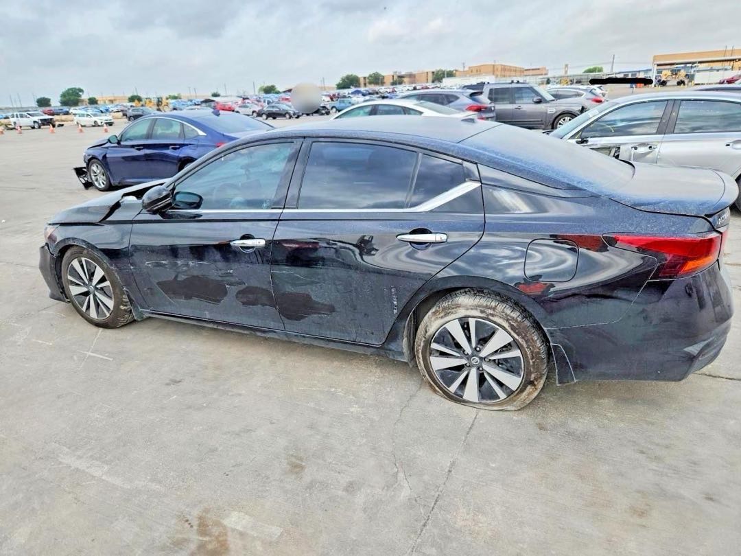 Car Image 2019 NISSAN ALTIMA