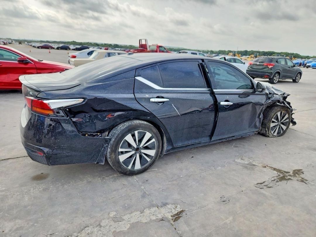 Car Image 2019 NISSAN ALTIMA