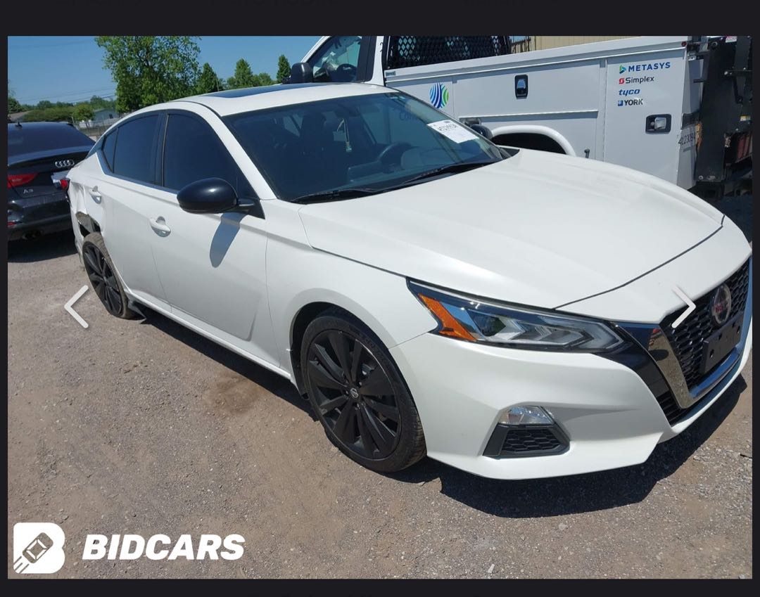 Car Image 2019 NISSAN ALTIMA