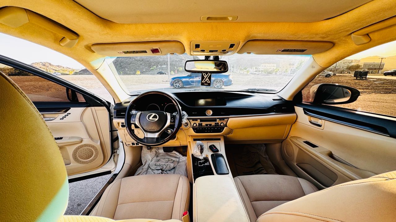 Car Image 2013 LEXUS ES 350