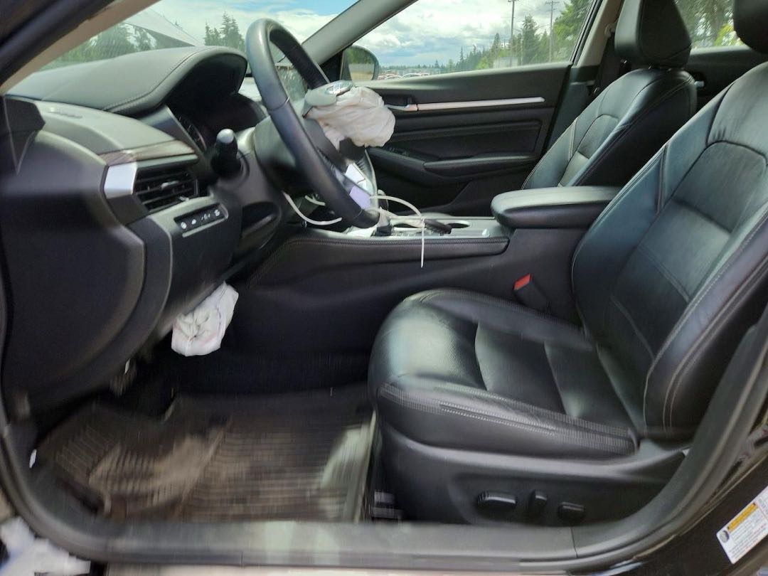 Car Image 2019 NISSAN ALTIMA
