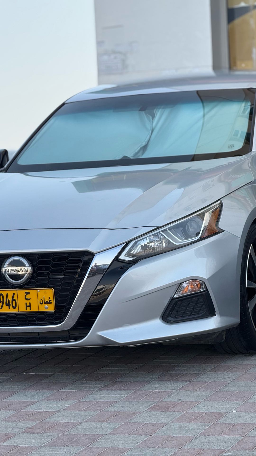 Car Image 2019 NISSAN ALTIMA SR