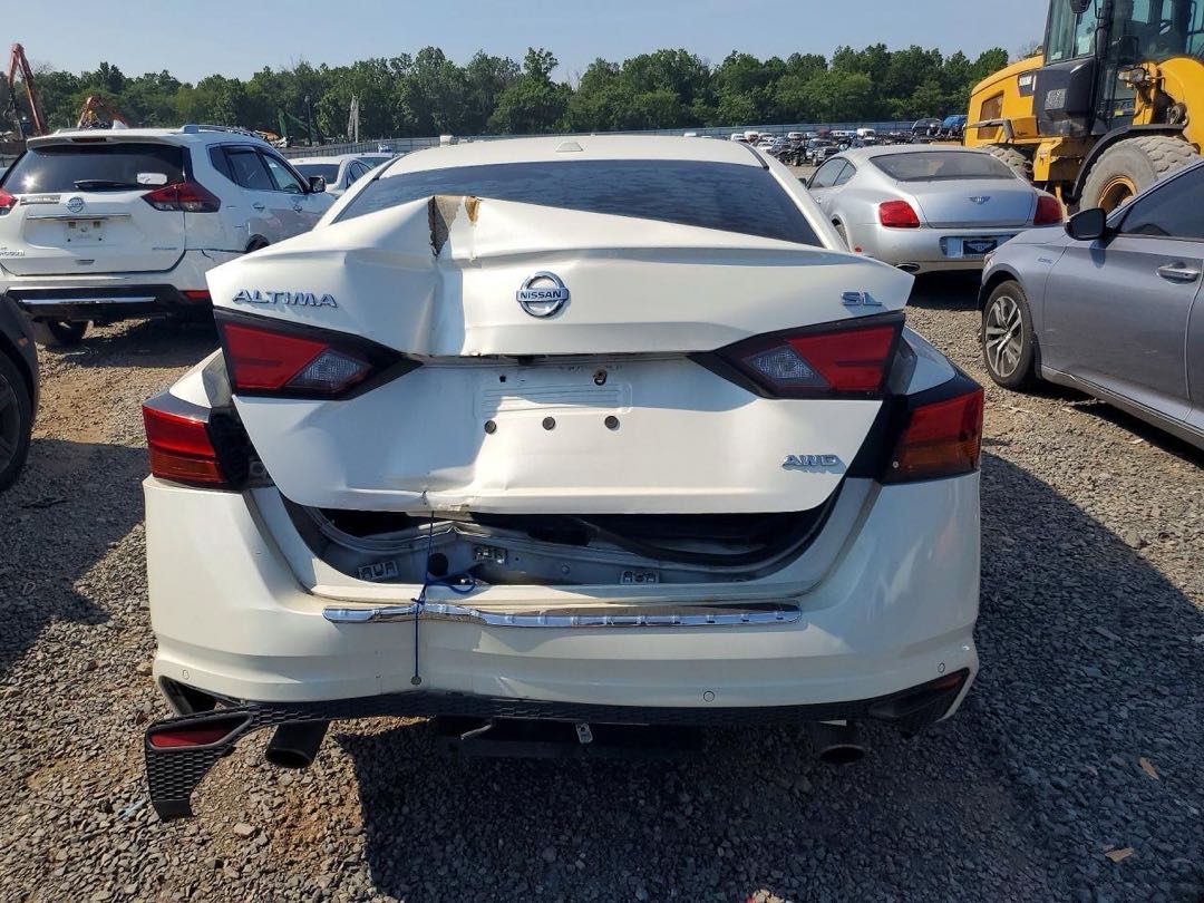 Car Image 2019 NISSAN ALTIMA