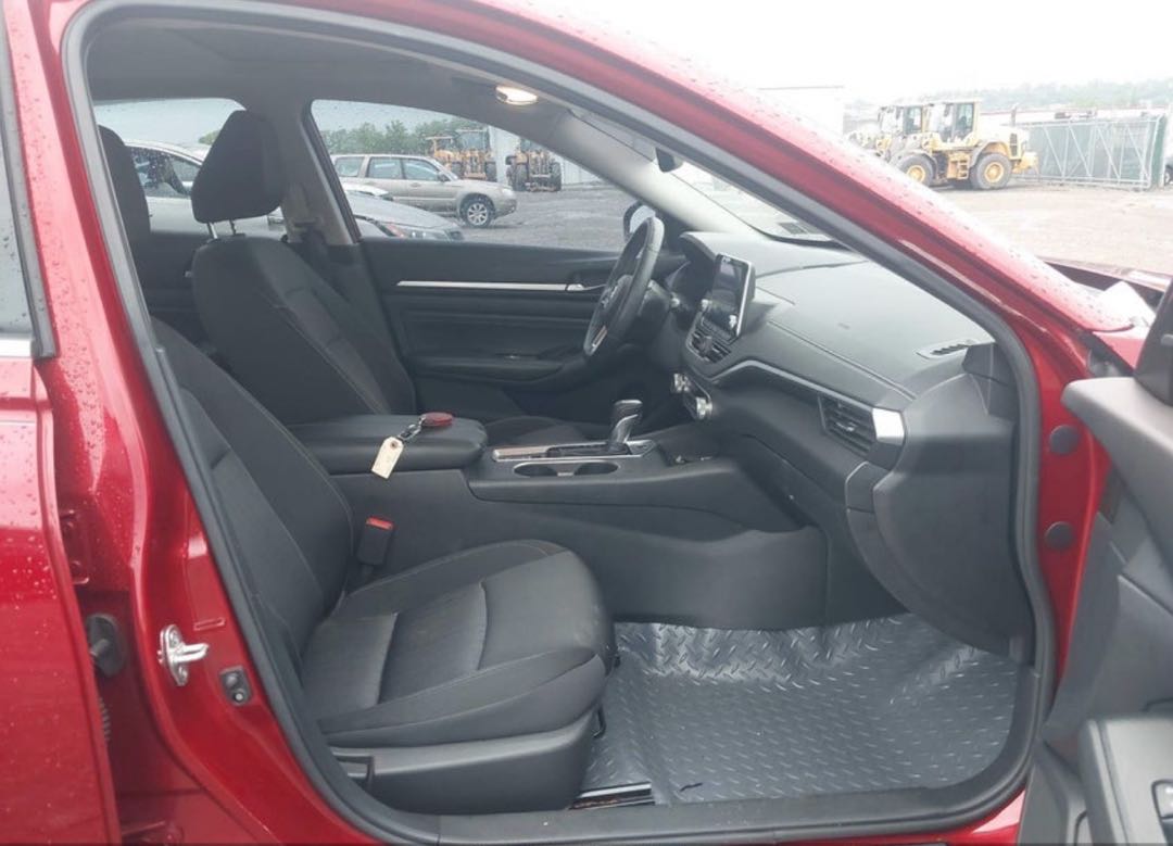 Car Image 2019 NISSAN ALTIMA
