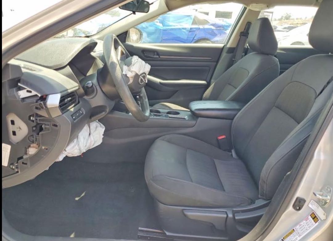 Car Image 2024 NISSAN ALTIMA