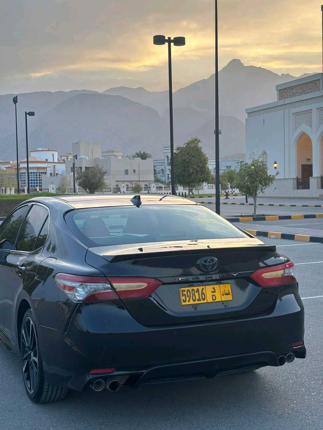 Car Image 2019 TOYOTA CAMRY XSE