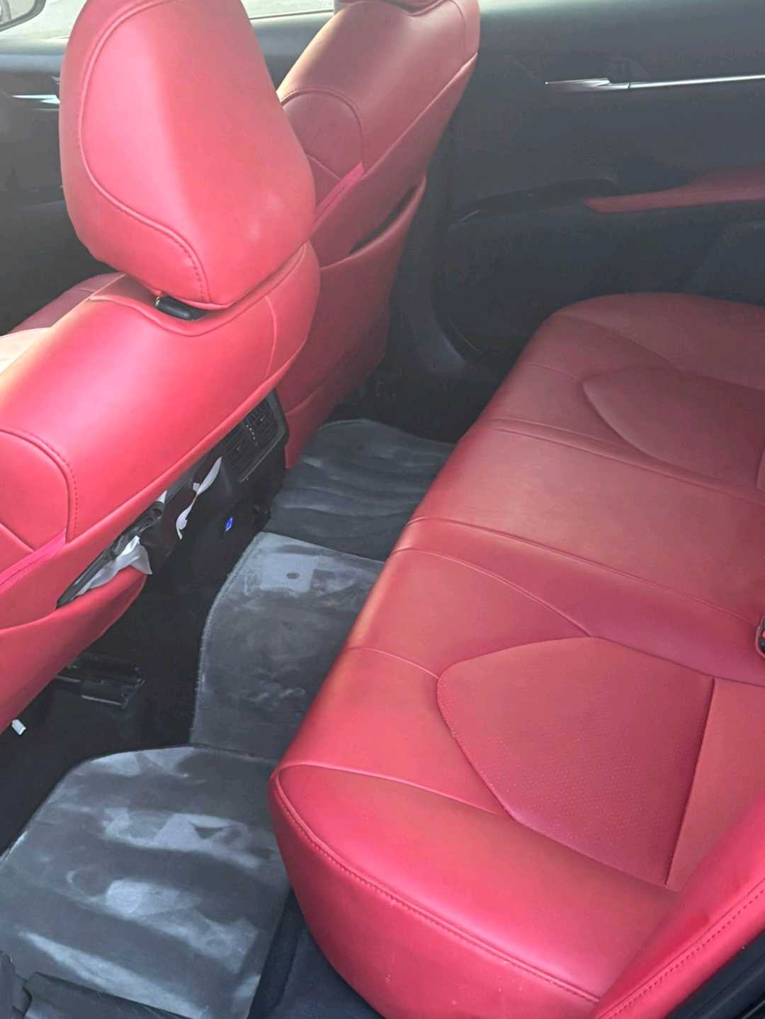 Car Image 2019 TOYOTA CAMRY XSE
