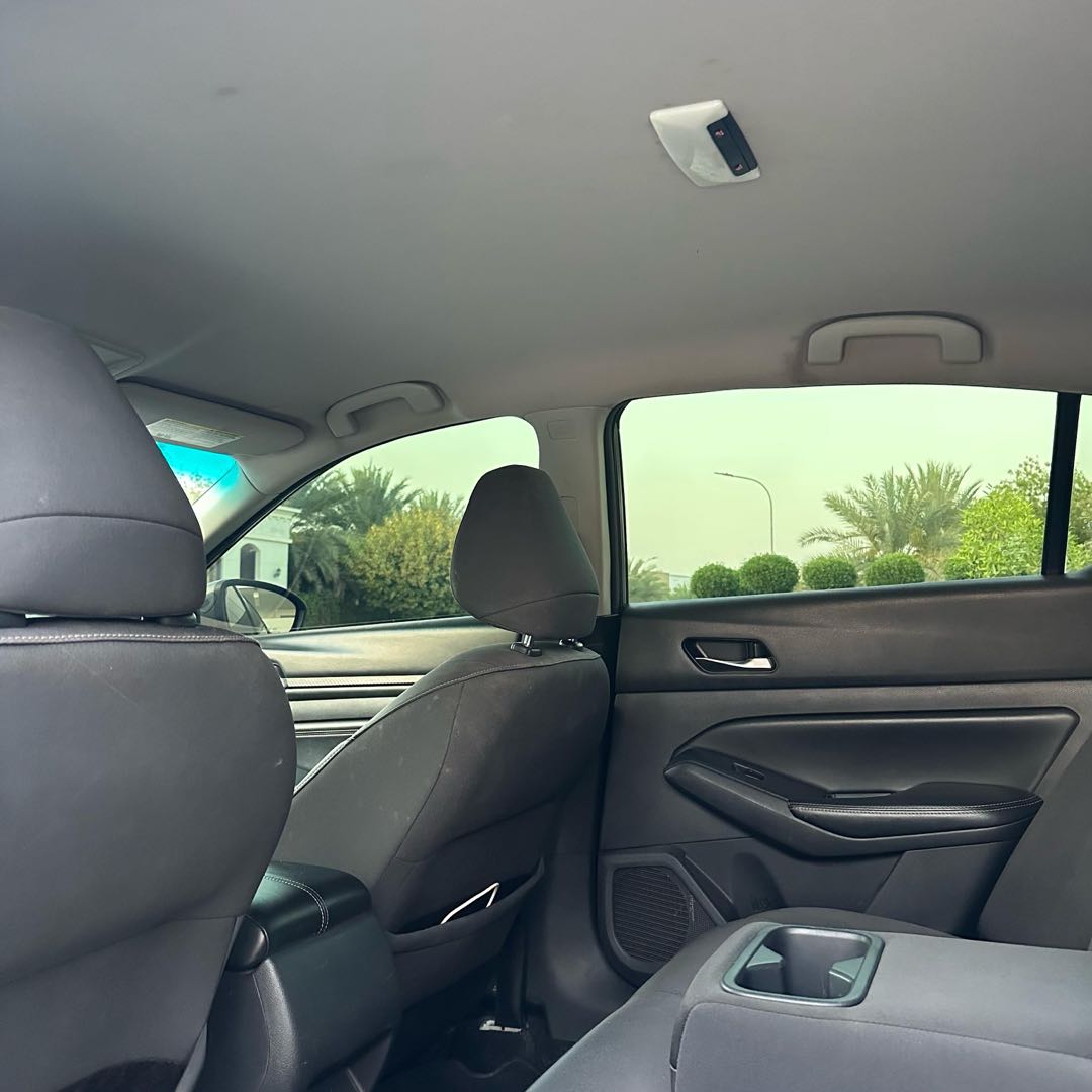 Car Image 2019 NISSAN ALTIMA S