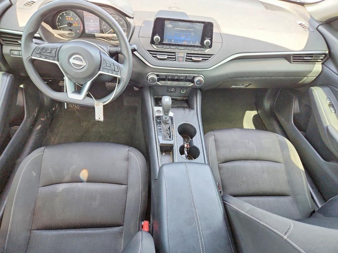 Car Image 2021 NISSAN ALTIMA