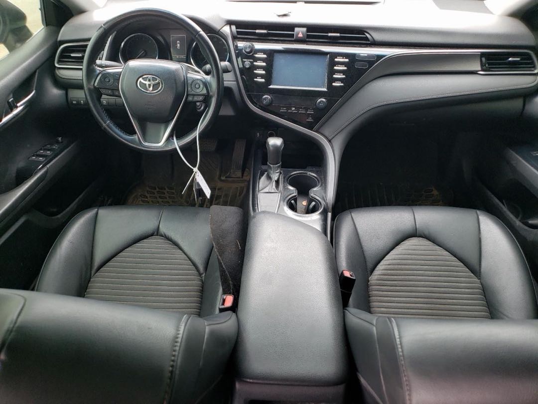 Car Image 2019 TOYOTA CAMRY
