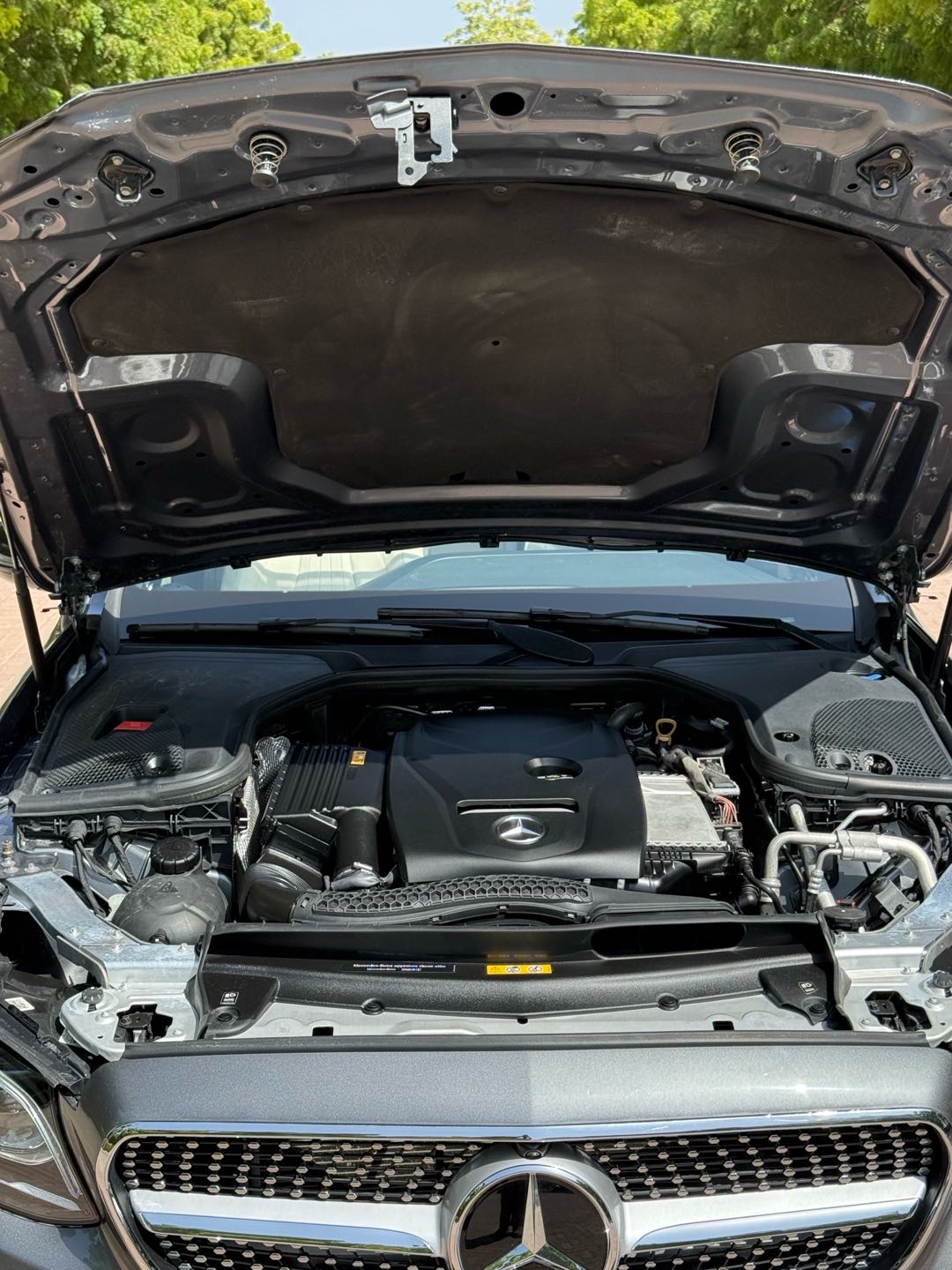 Car Image 2019 MERCEDES E Class 300
