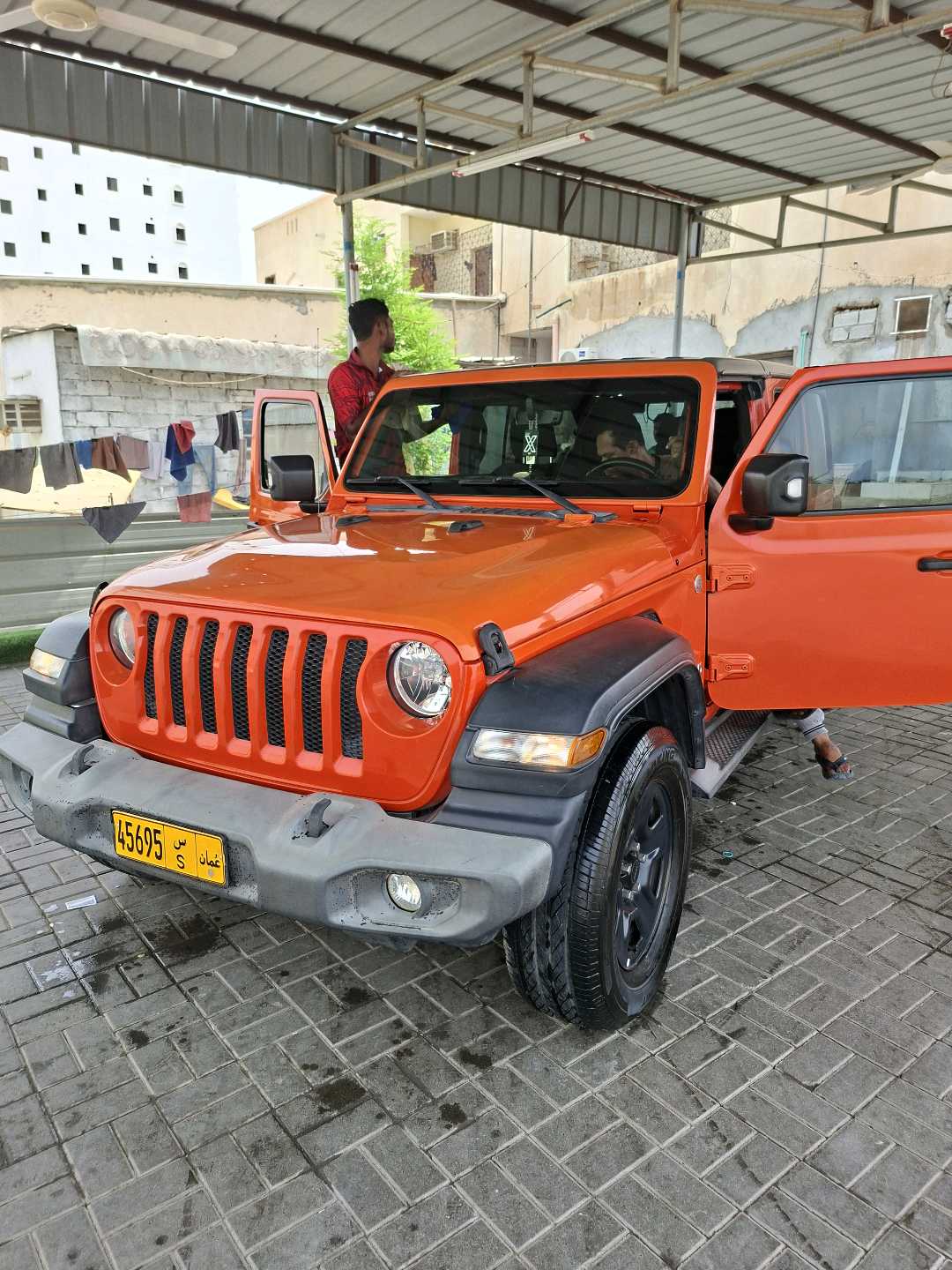 Car Image 2019 JEEP WRANGLER Sport
