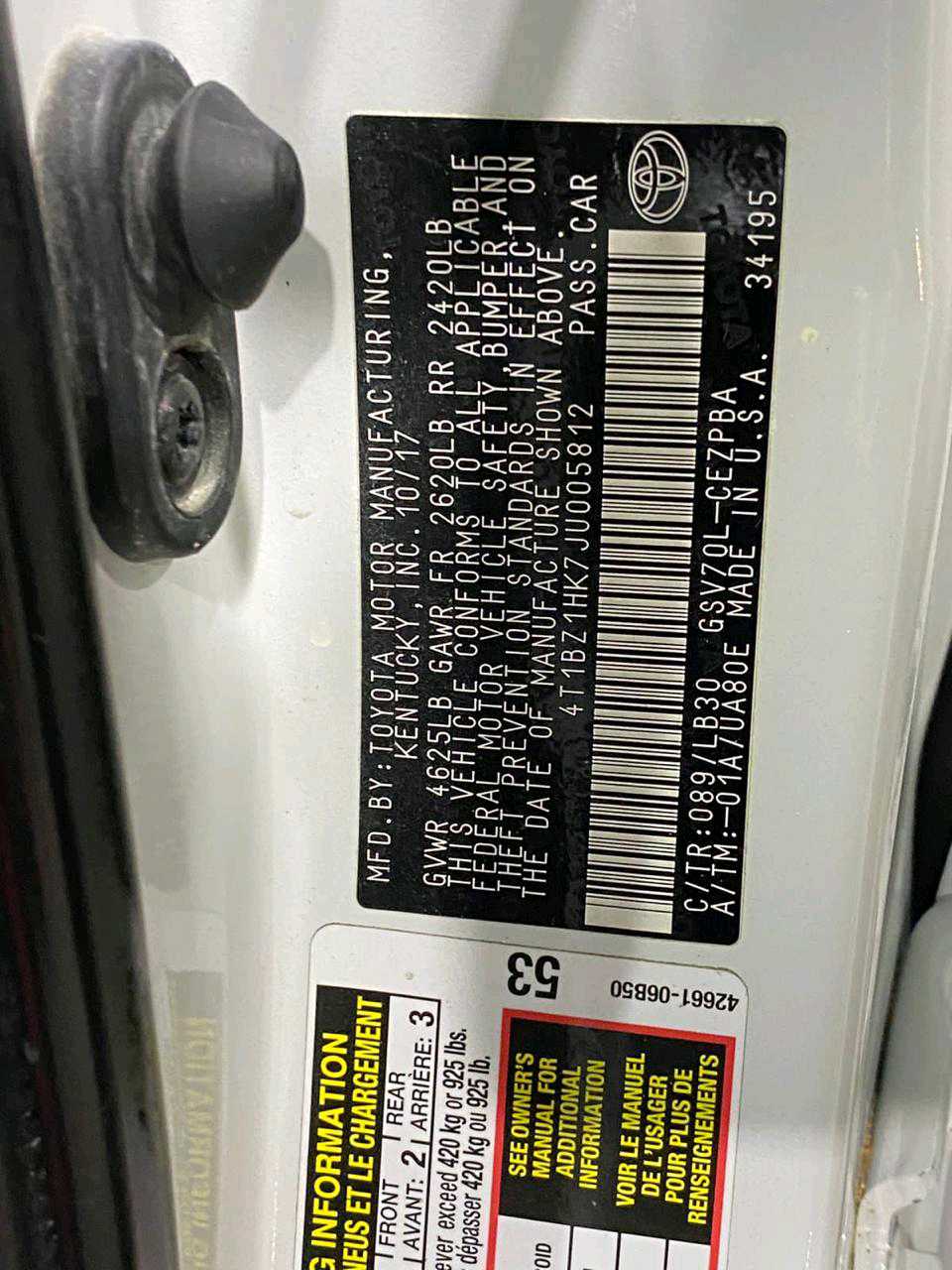 Car Image 2018 TOYOTA CAMRY XSE