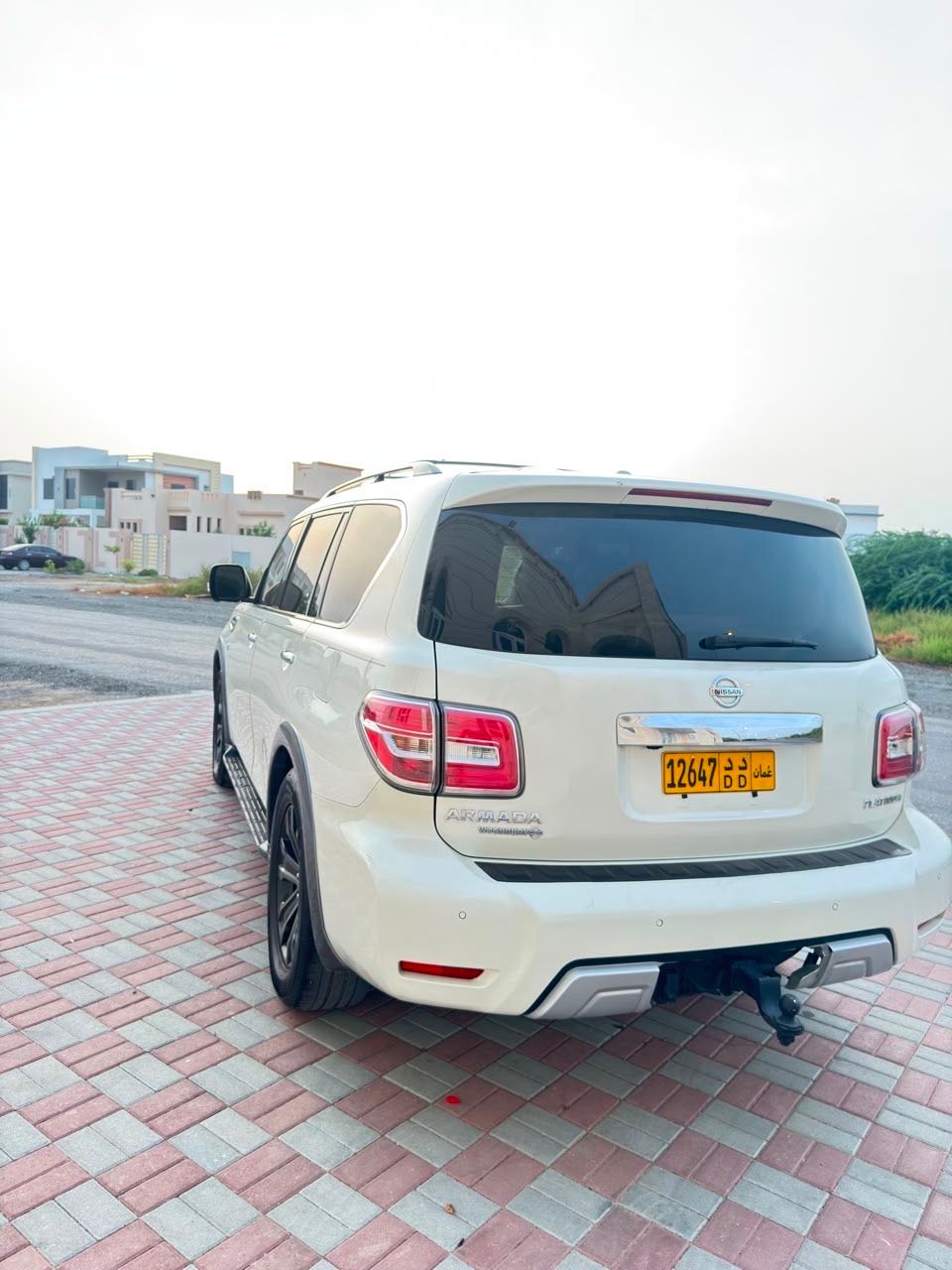 Car Image 2018 NISSAN ARMADA 