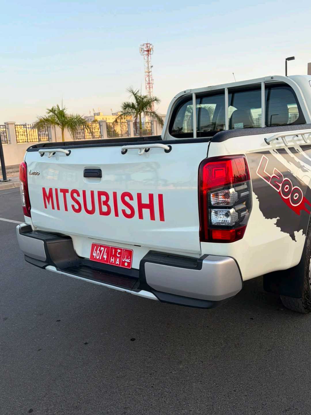 Car Image 2020 MITSUBISHI L200 