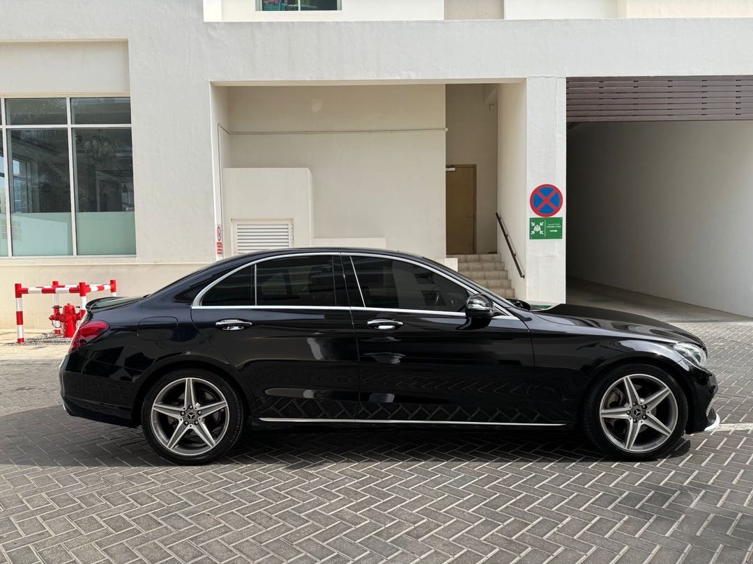Car Image 2018 MERCEDES C Class 300