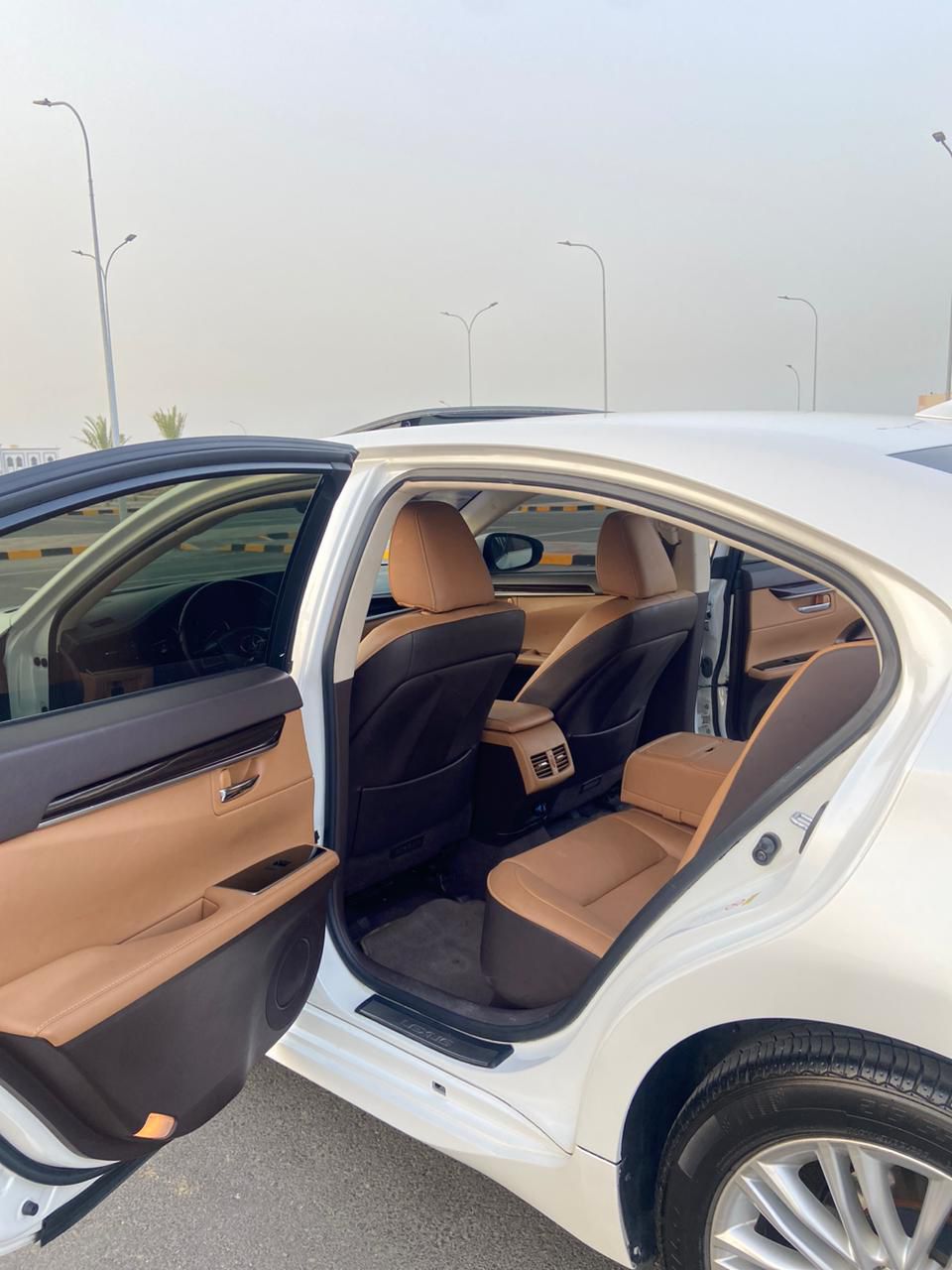Car Image 2017 LEXUS ES 350