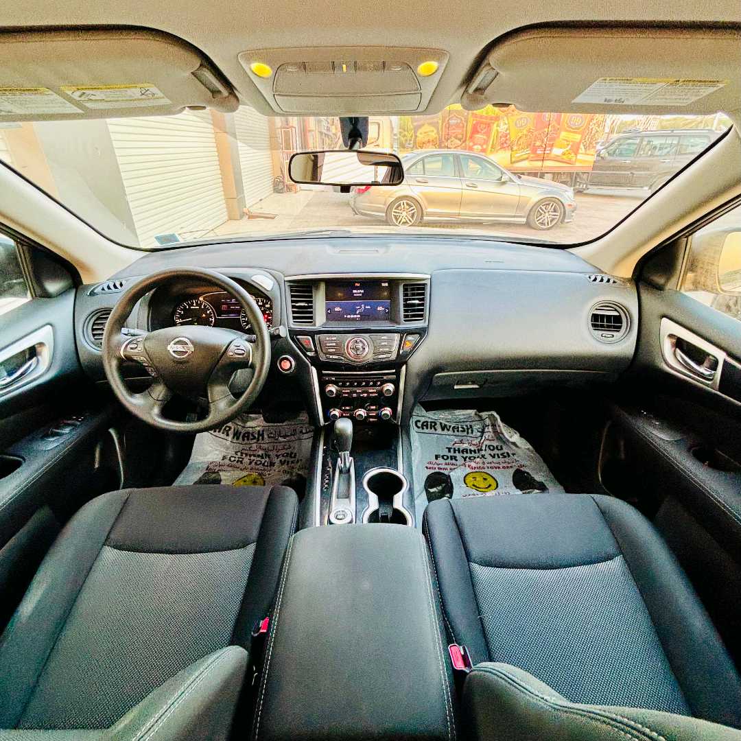 Car Image 2017 NISSAN PATHFINDER S