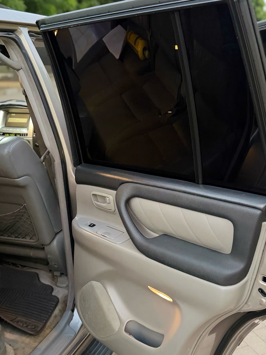 Car Image 2003 TOYOTA LAND CRUISER 