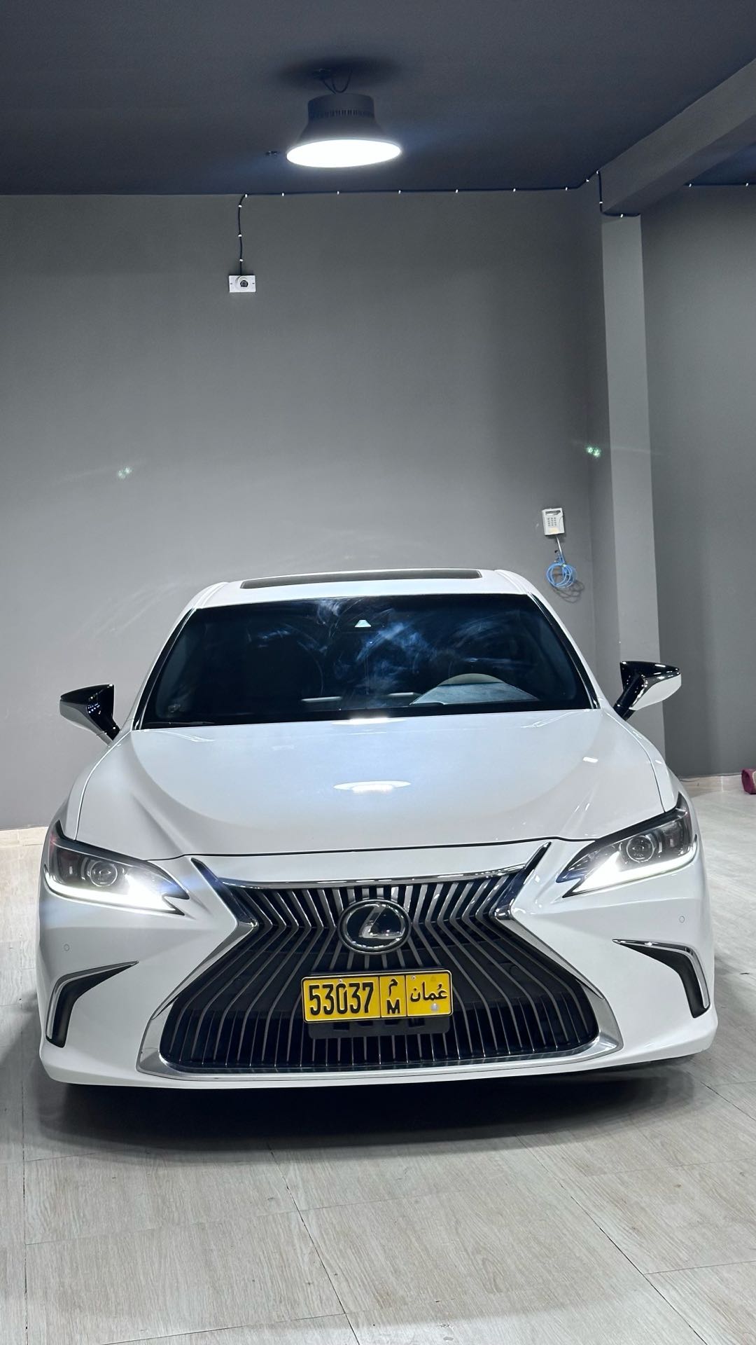 Car Image 2019 LEXUS ES 350