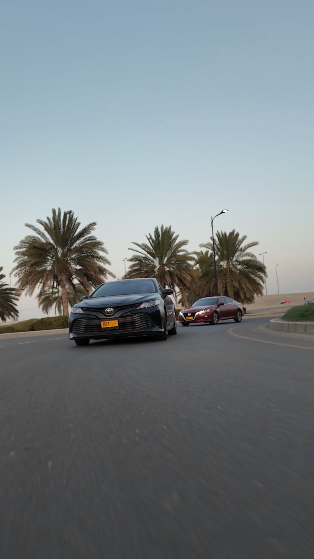 Car Image 2019 TOYOTA CAMRY LE