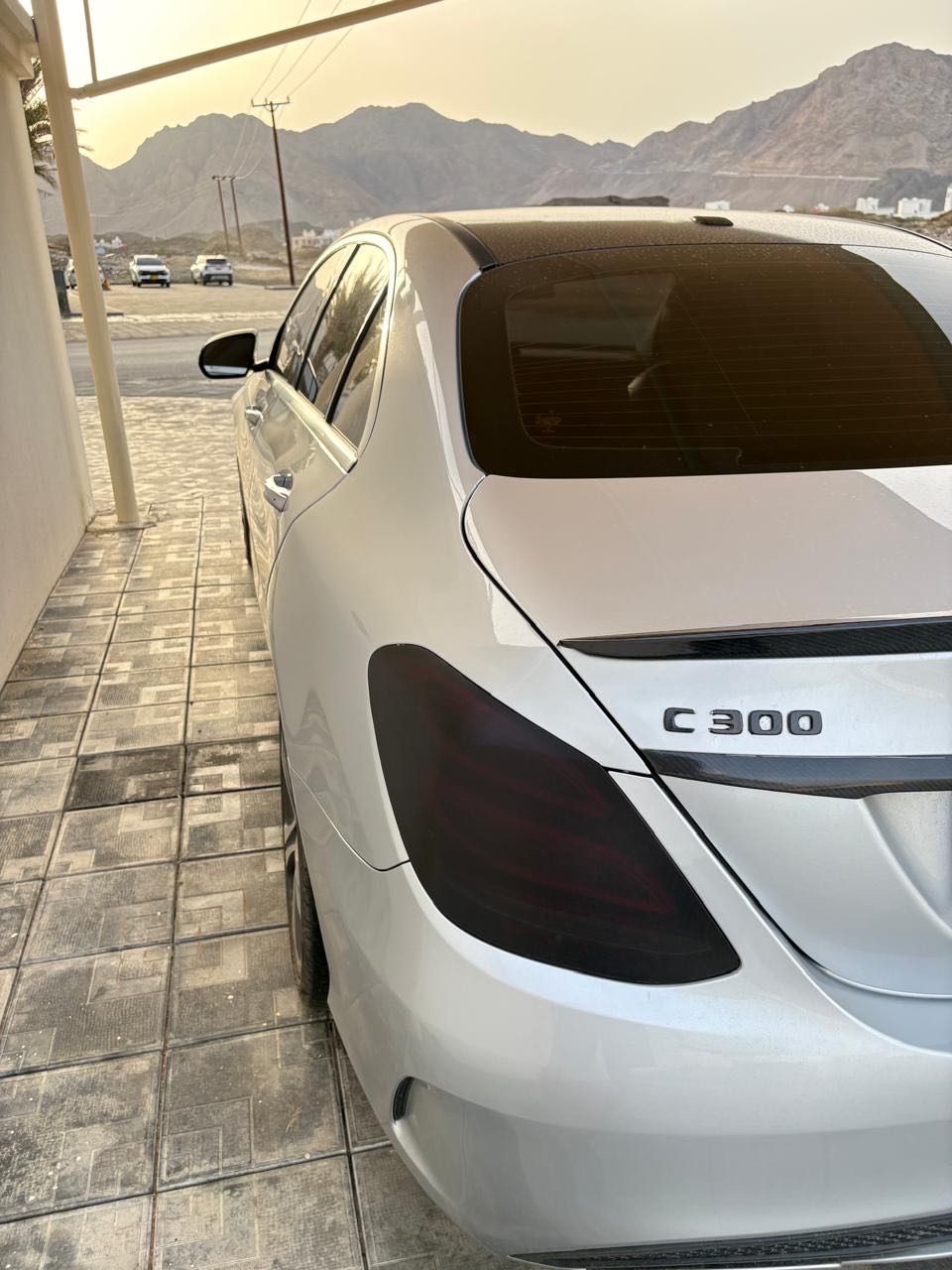 Car Image 2018 MERCEDES C Class 300