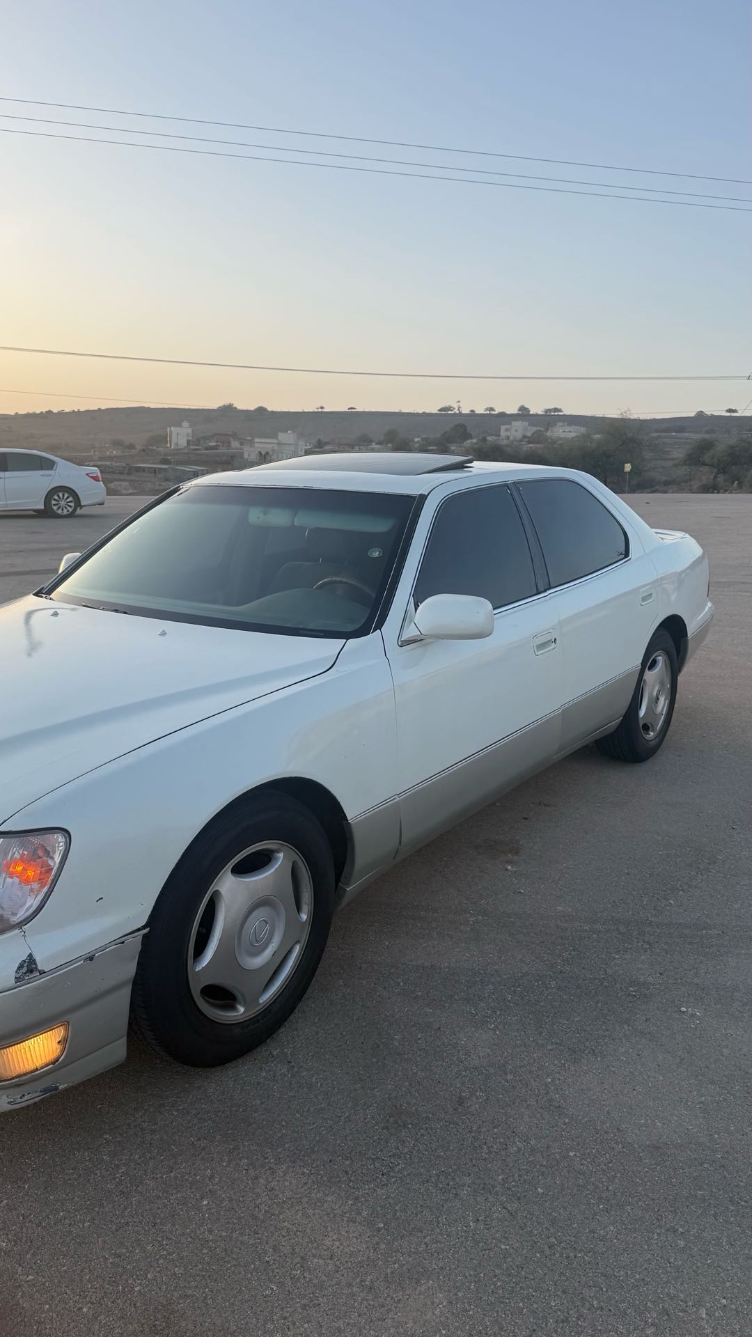 Car Image 1998 LEXUS IS 