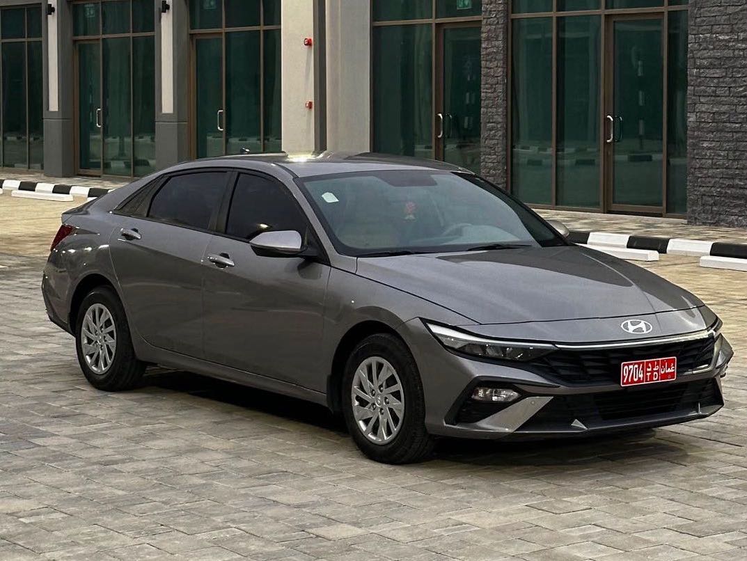 HYUNDAI ELANTRA 2025